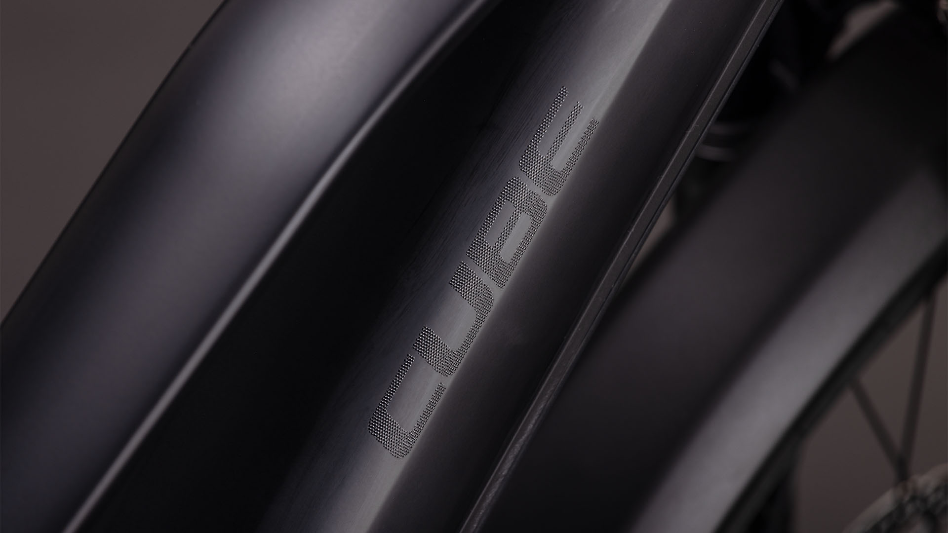 BICICLETA ELECTRICA CUBE REACTION HYBRID PRO 800 FE TRAPEZE BLACKLINE 2026 cadru M (18") - roti 29 [2]