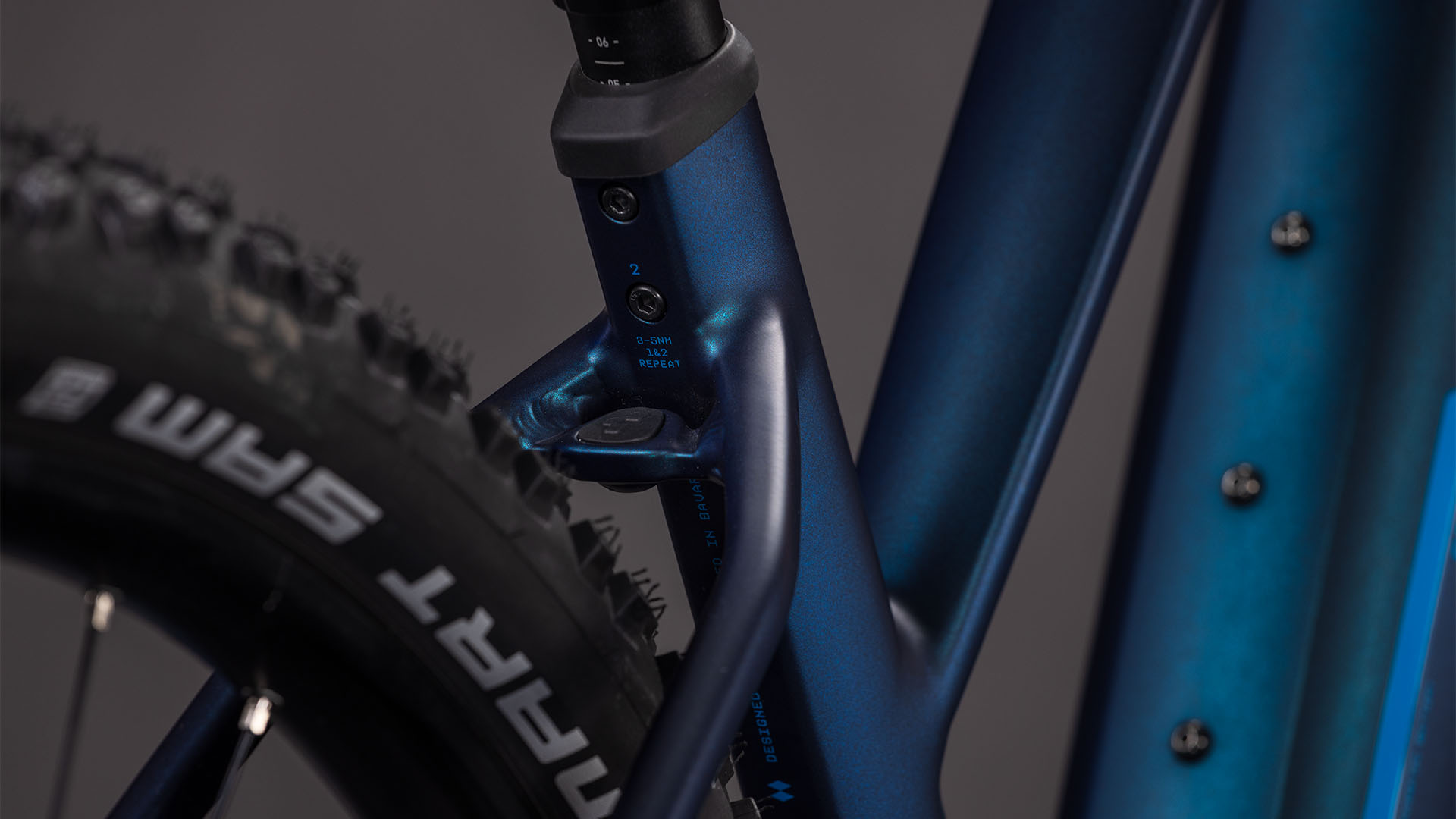 BICICLETA ELECTRICA CUBE REACTION HYBRID PRO 800 TRAPEZE NEBULAR DAZZLE 2026 cadru L (20") - roti 29 [3]