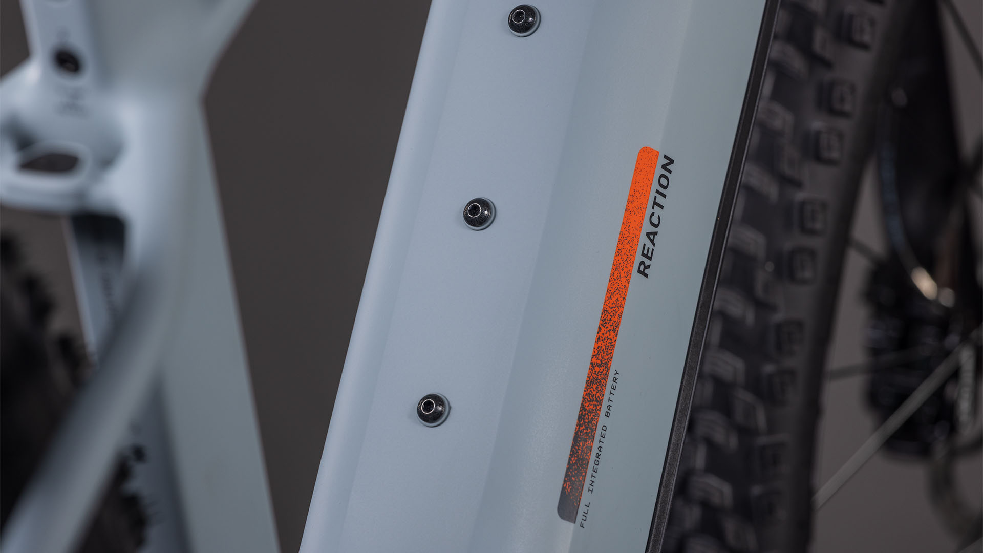 BICICLETA ELECTRICA CUBE REACTION HYBRID RACE 800 VULCAN ORANGE 2026 cadru M (18") - roti 29 [2]