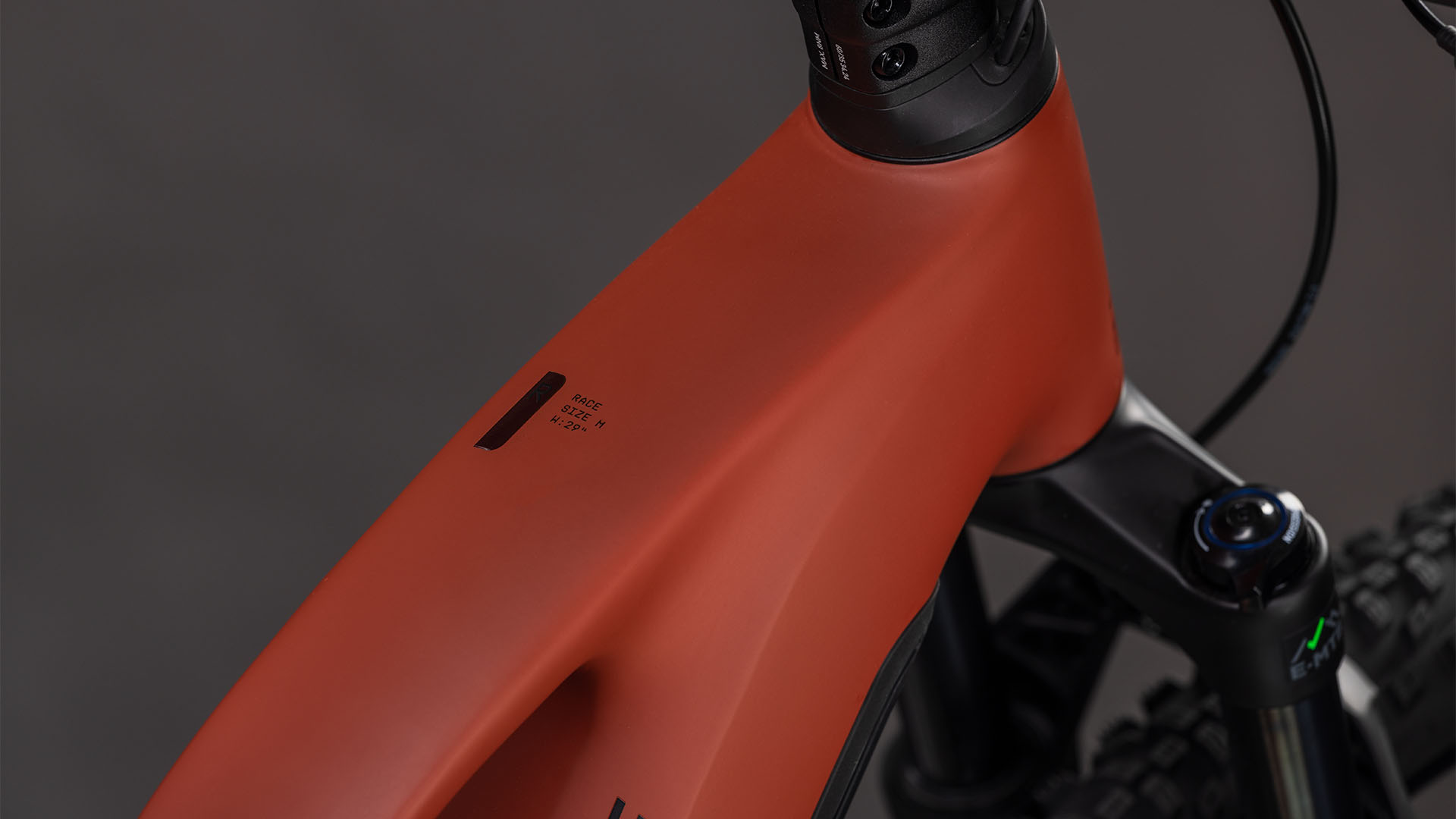 BICICLETA ELECTRICA CUBE REACTION HYBRID RACE 800 TRAPEZE AMBER BLACK 2026 cadru L (20") - roti 29 [2]