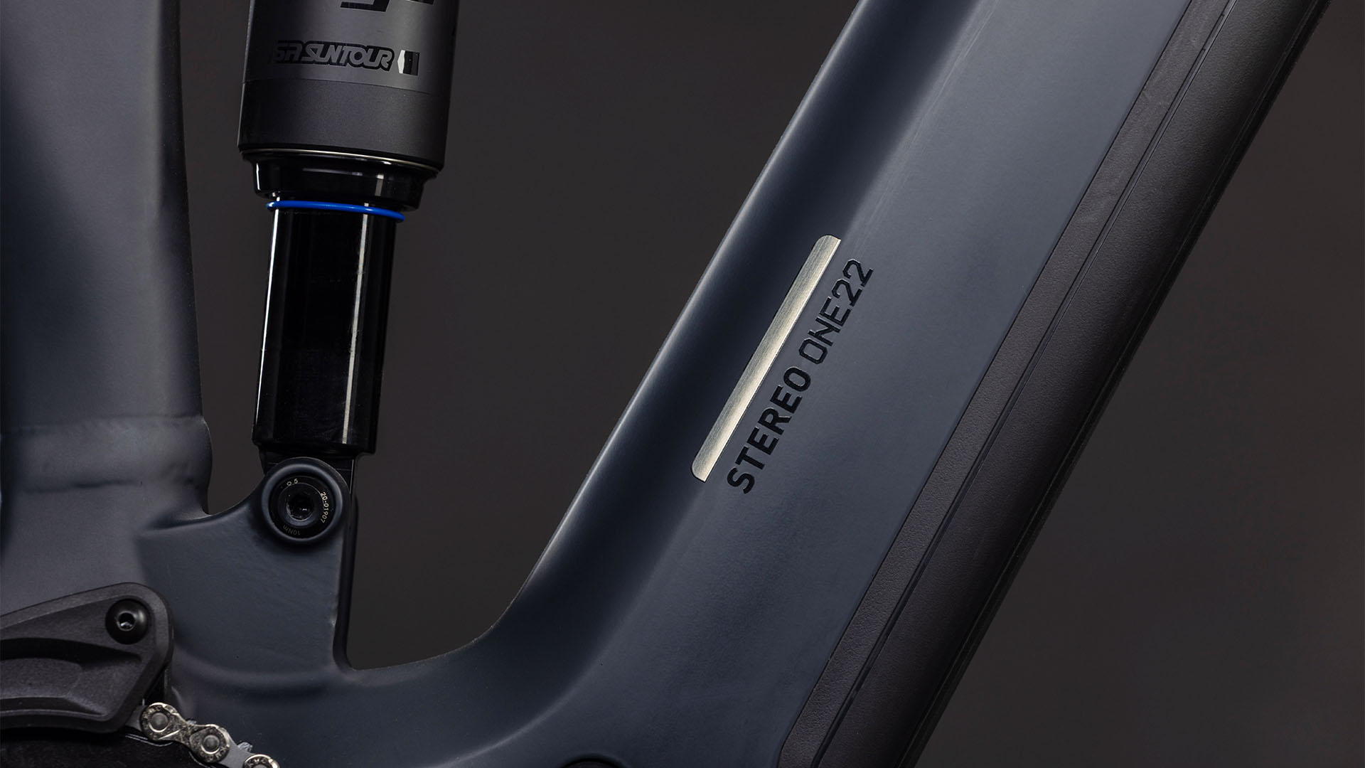 BICICLETA ELECTRICA CUBE STEREO HYBRID ONE22 PRO 800 FE NIGHT CHROME 2026 cadru S (16") - roti 27.5 [3]