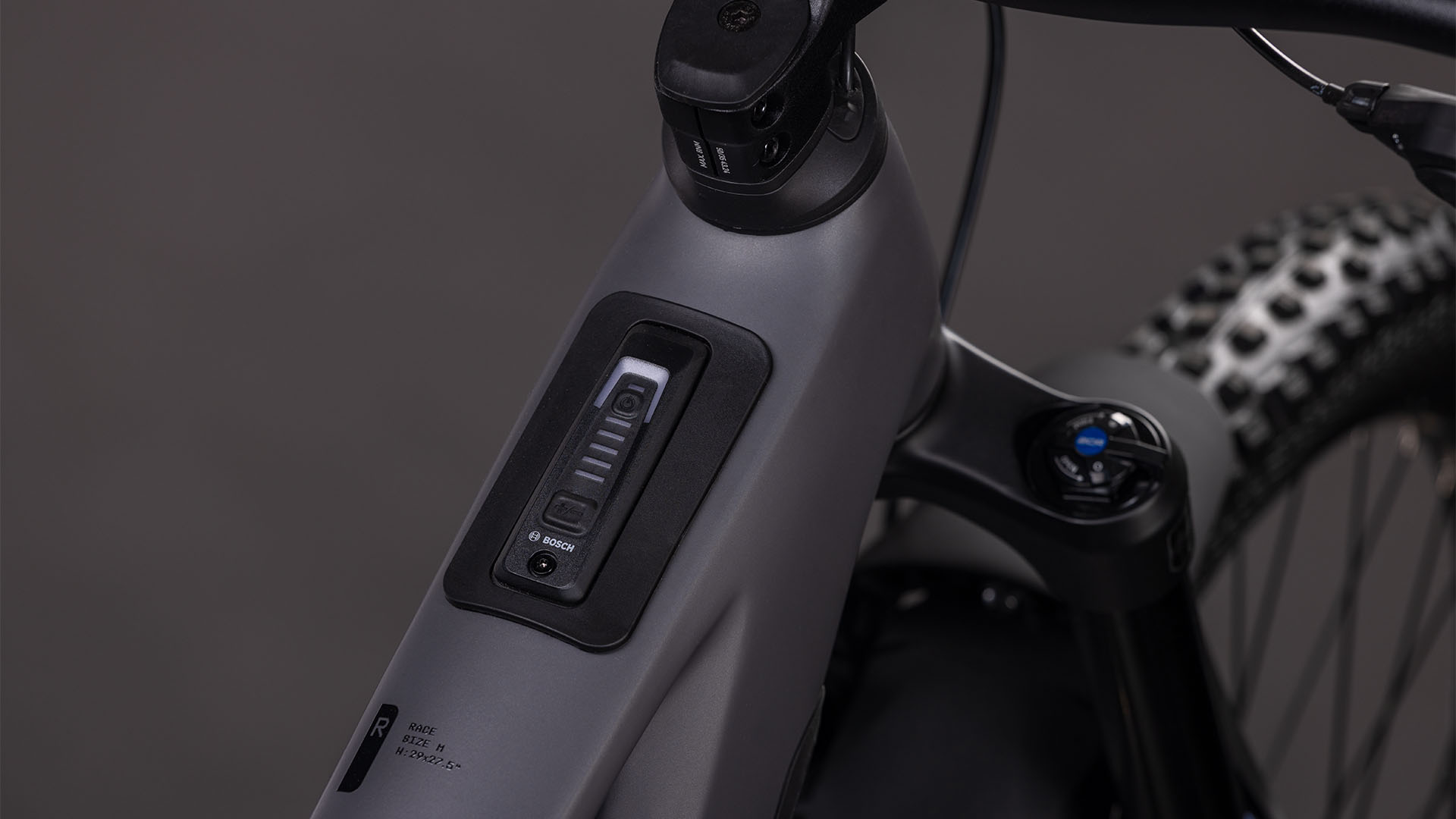 BICICLETA ELECTRICA CUBE STEREO HYBRID ONE77 HPC RACE 800 IRONGREY BLACK 2026 L [1]