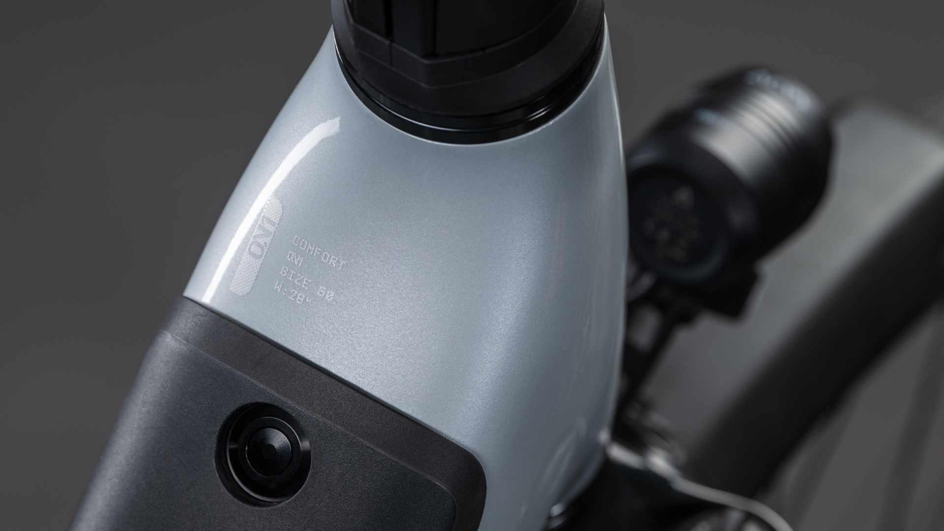 BICICLETA ELECTRICA CUBE SUPREME HYBRID COMFORT ONE 600 EASY ENTRY FOGGREY REFLEX 2026 54 cm [1]