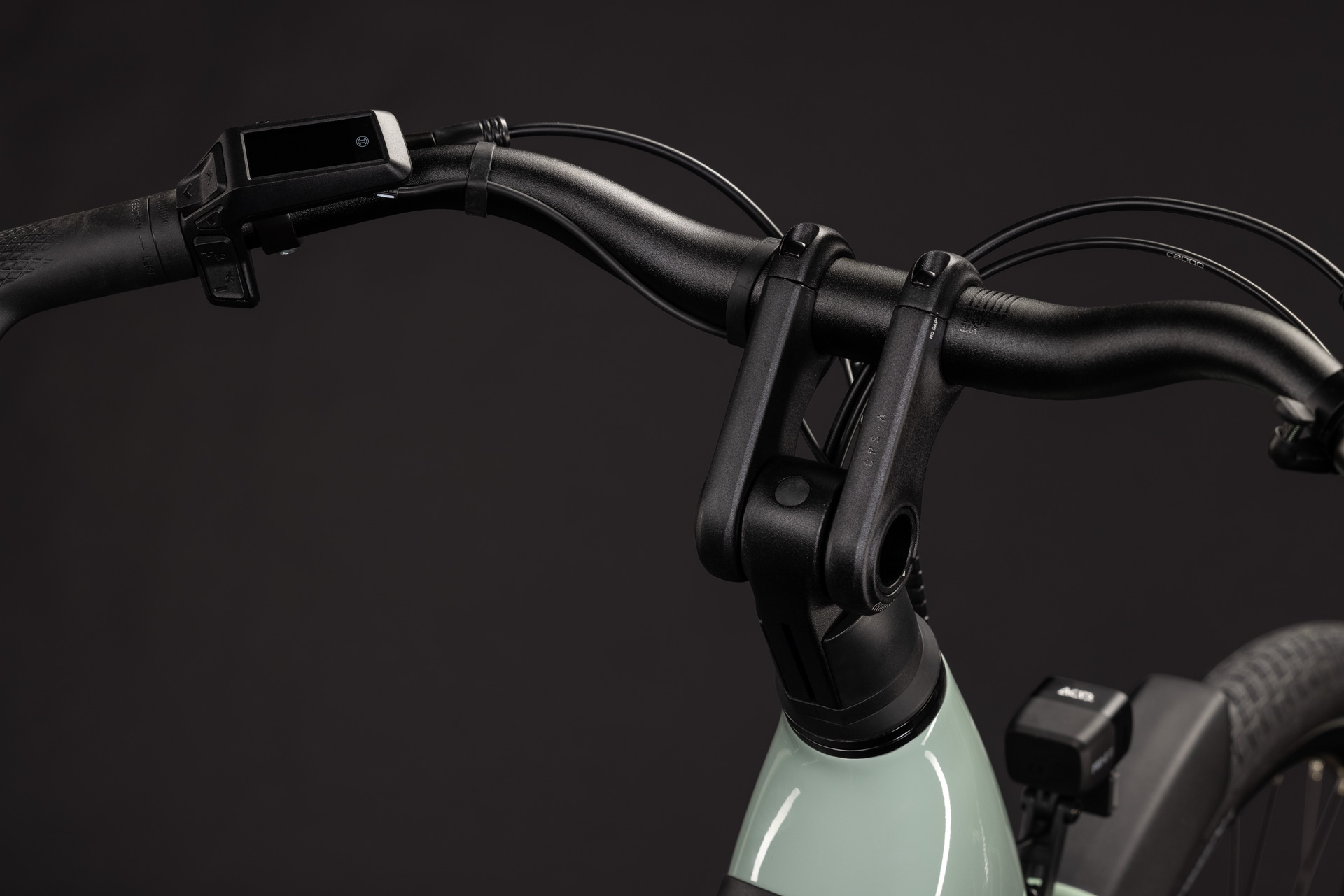 BICICLETA ELECTRICA CUBE SUPREME HYBRID DELUXE ONE 600 EASY ENTRY ALOEGREEN REFLEX 2027 cadru 50cm - roti 28 [2]