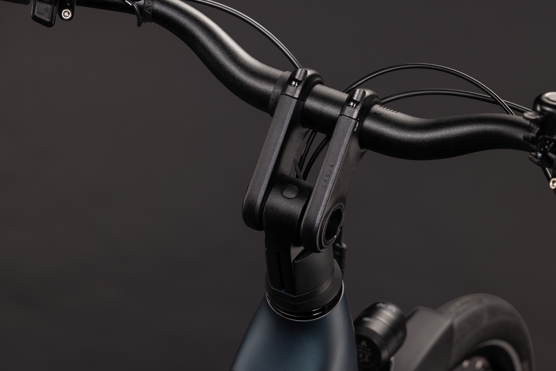 BICICLETA ELECTRICA CUBE SUPREME RT HYBRID COMFORT EX 600 EASY ENTRY ROYALGREEN BLACK 2027 cadru 50cm - roti 28 [1]