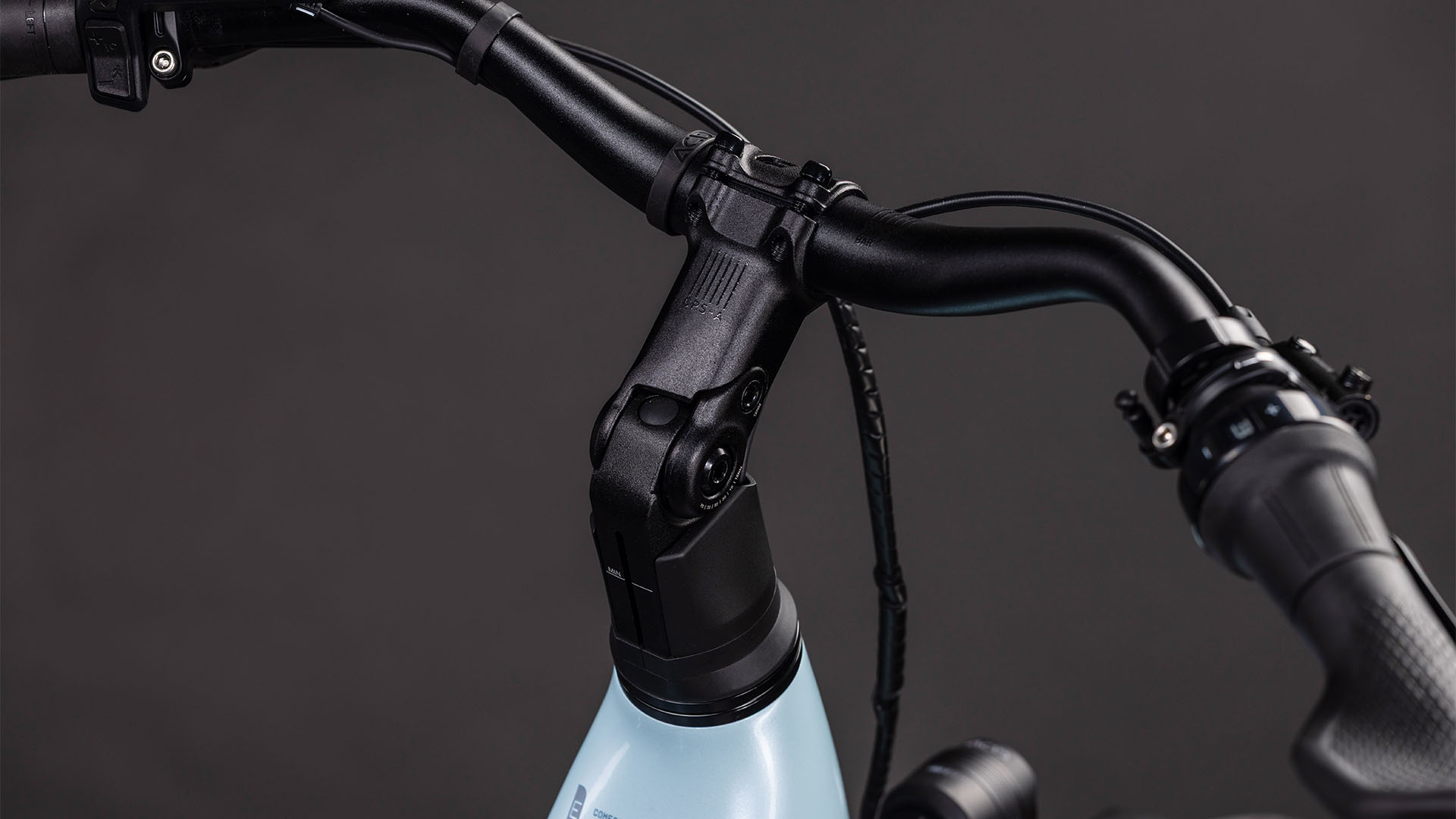 BICICLETA ELECTRICA CUBE SUPREME RT HYBRID DELUXE EX 600 EASY ENTRY AIRYGREEN PRISM 2026 46 cm [2]