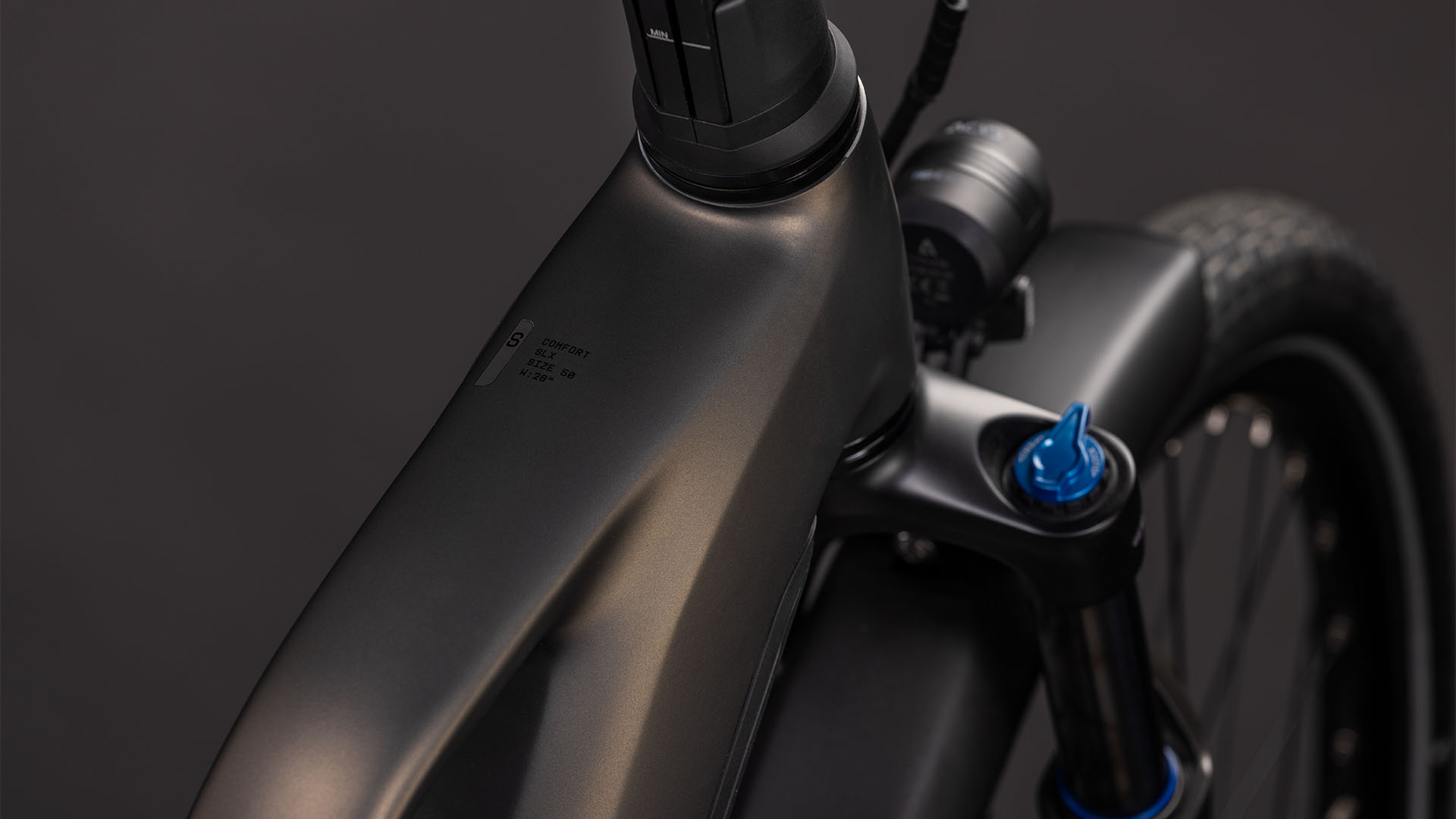 BICICLETA ELECTRICA CUBE TOURING HYBRID COMFORT SLX 800 TRAPEZE CHARCOAL CHROME 2026 50 cm [1]