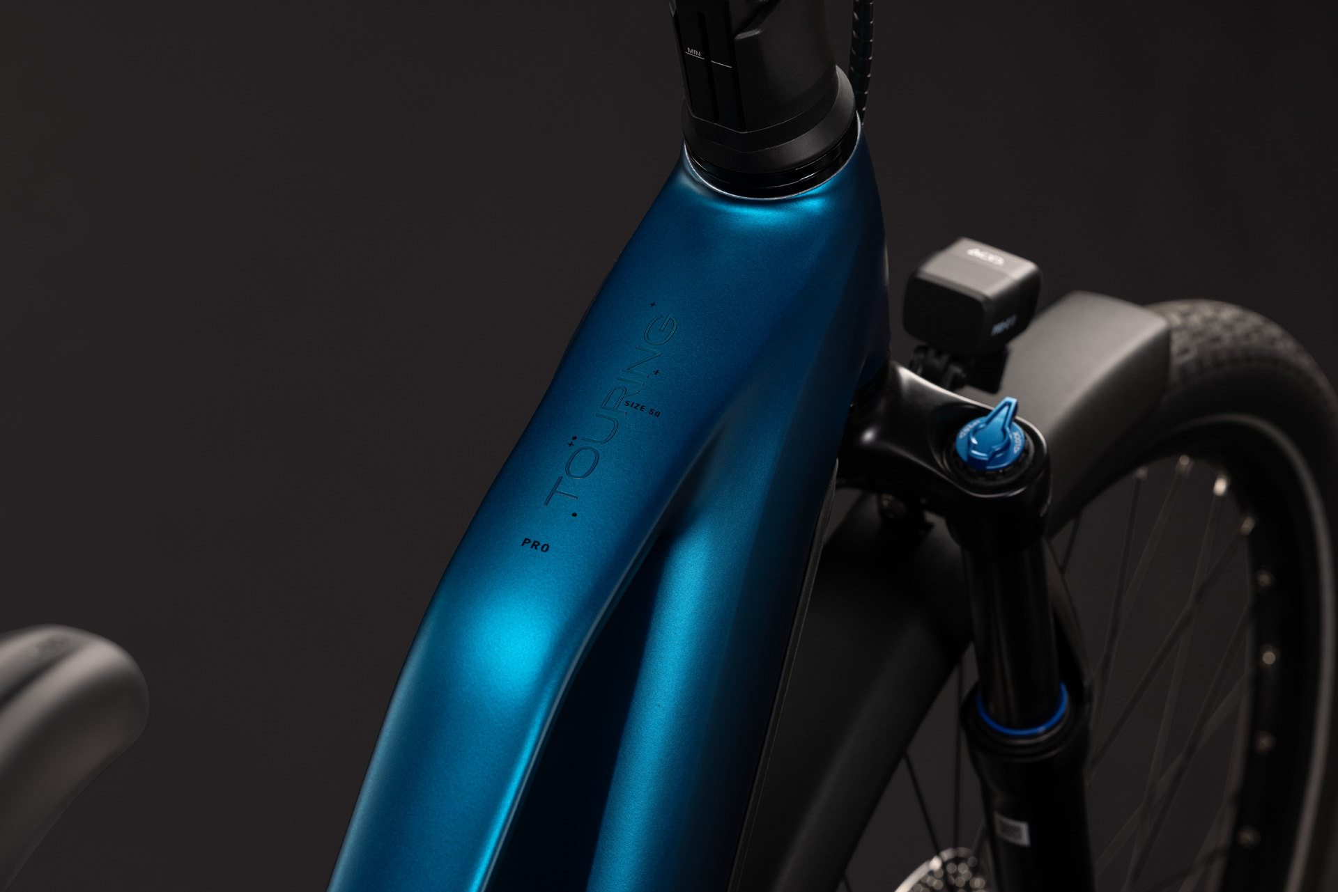 BICICLETA ELECTRICA CUBE TOURING HYBRID PRO 800 TRAPEZE ELECTRICBLUE PRIZM 2027 50 cm [2]