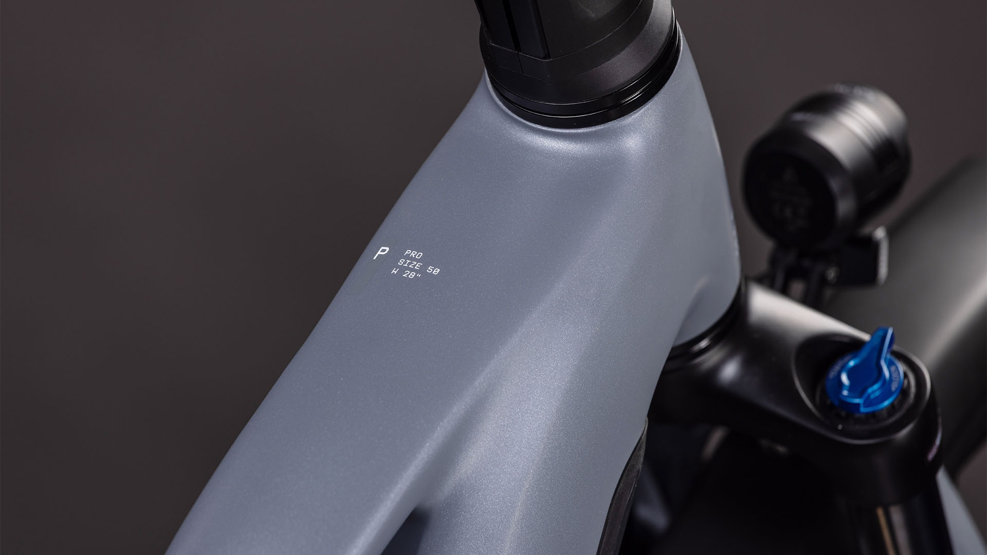 BICICLETA ELECTRICA CUBE TOURING HYBRID PRO 800 TRAPEZE PEARLGREY GREY 2026 46 cm [1]