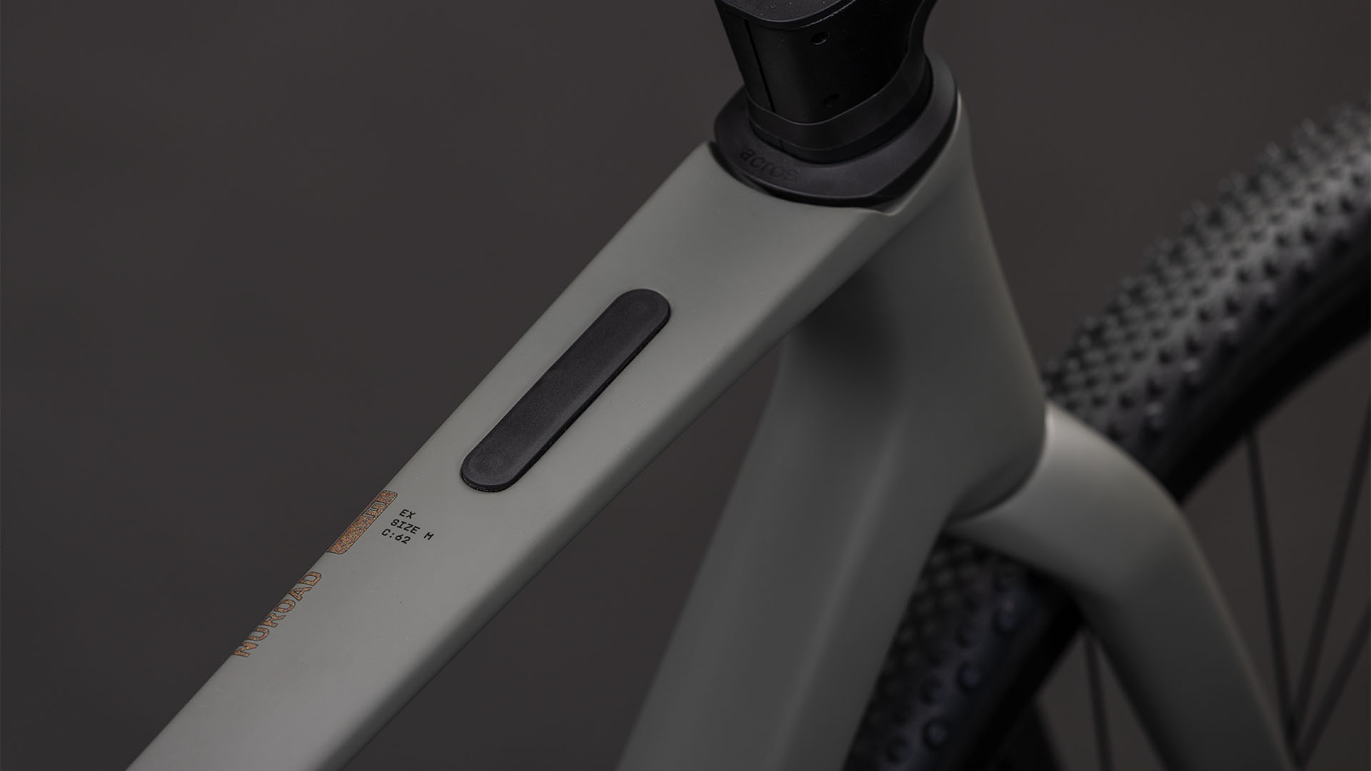 BICICLETA CUBE NUROAD C:62 EX OLDGREY PRISM 2026 XS [1]