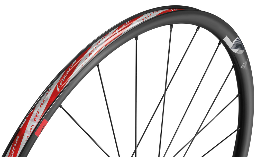 SET ROTI FULCRUM RACING 6 DISC AFS 28" Campagnolo [1]