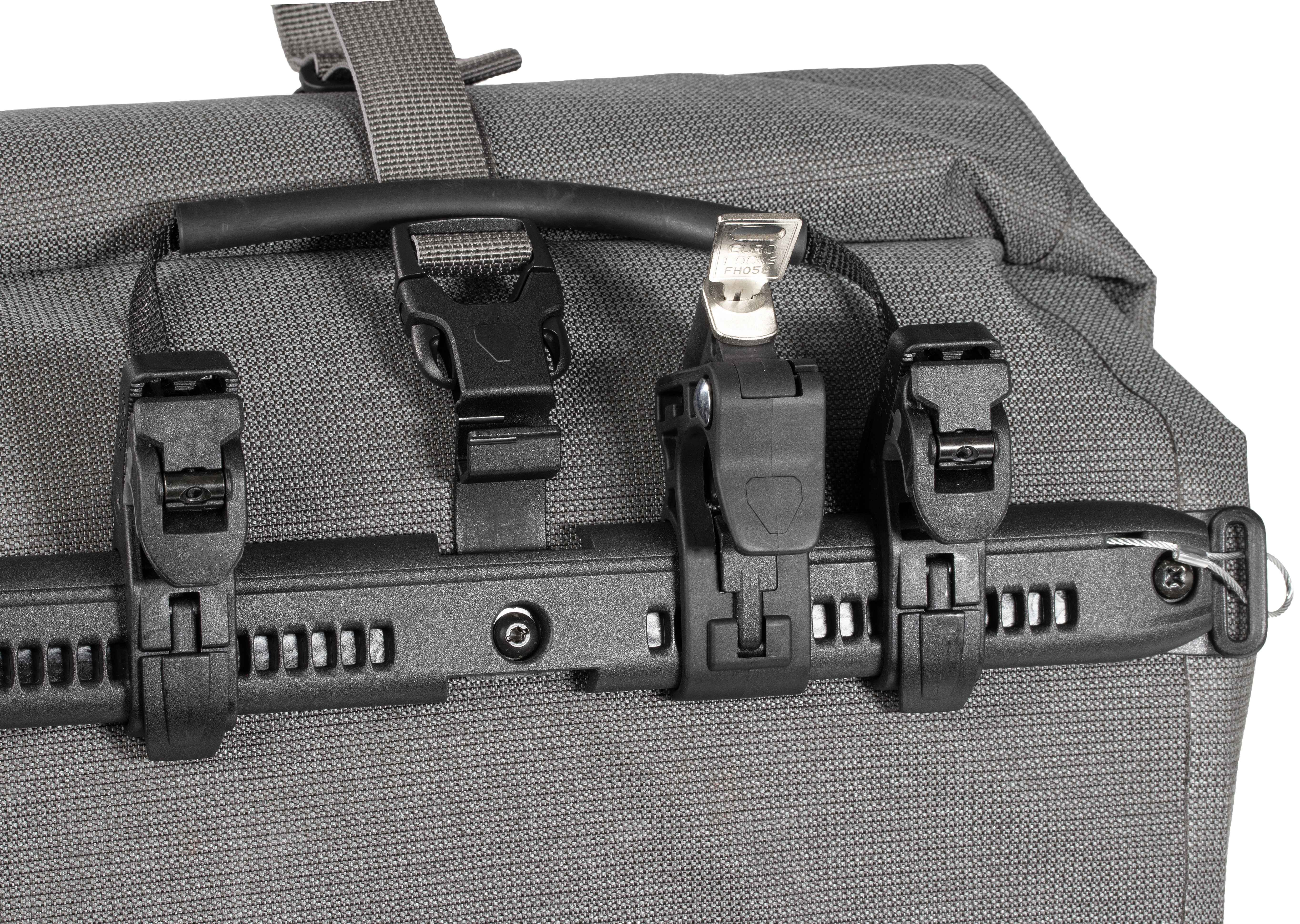 SISTEM SECURIZARE GEANTA ORTLIEB QL2 LOCK 1 Bucata [2]