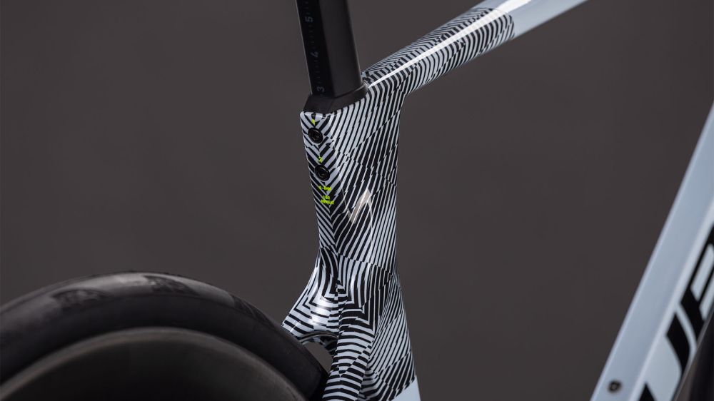 BICICLETA CUBE AGREE C:62 RACE GLACIER BLACK 2026 60 cm [3]