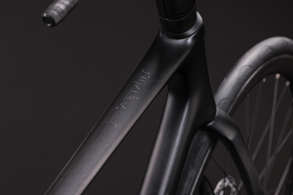 BICICLETA CUBE ATTAIN C:62 RACE CARBON COALCHROME 2027 58 cm [2]