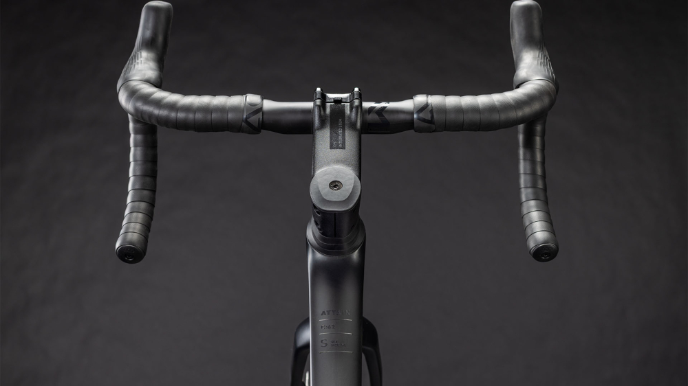 BICICLETA CUBE ATTAIN C:62 SLT CARBON COALCHROME 2026 50 cm [3]