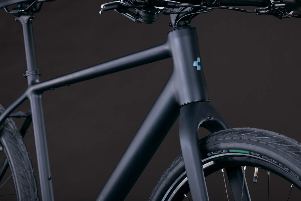 BICICLETA CUBE EDITOR PRO NIGHT CHROME 2027 62 cm [5]