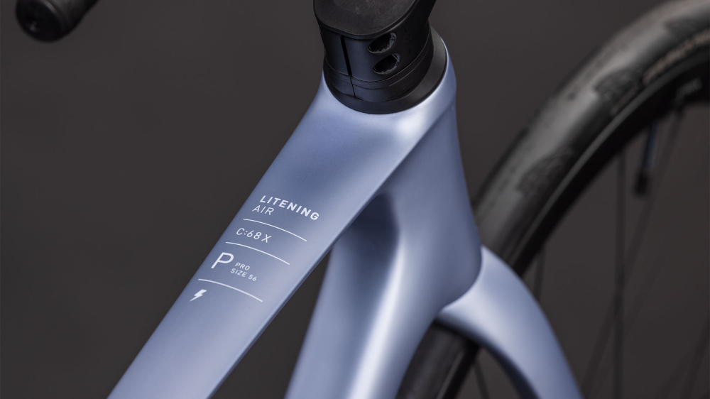 BICICLETA CUBE LITENING AIR C:68X PRO SKYSCRAPER WHITE 2026 60 cm [2]