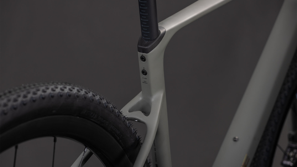 BICICLETA CUBE NUROAD C:62 EX OLDGREY PRISM 2026 S [3]