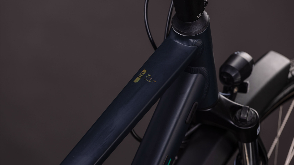 BICICLETA CUBE TOURING ONE NIGHT CHROME 2026 62 cm [2]