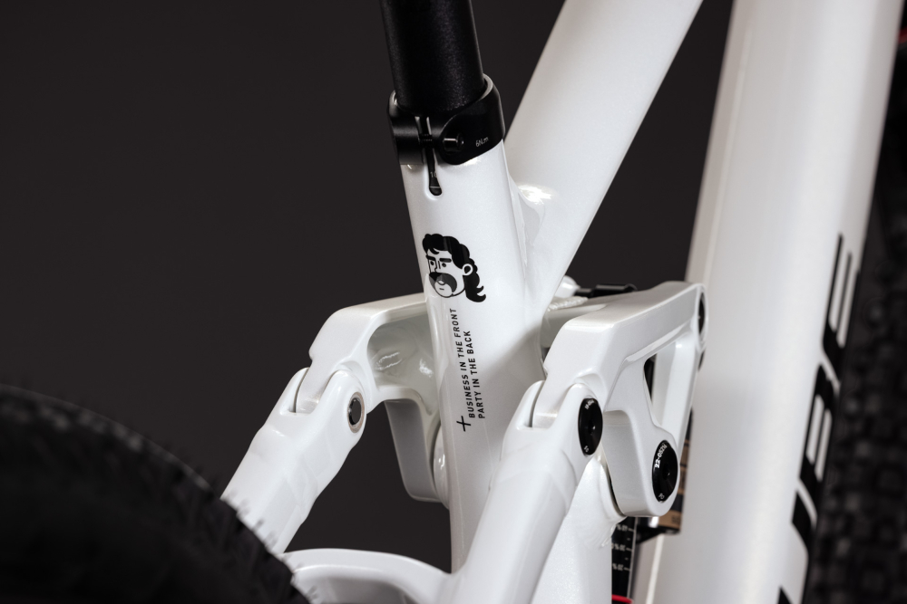 BICICLETA CUBE TWO15 RACE POWDERGOLD BLACK 2027 M [4]