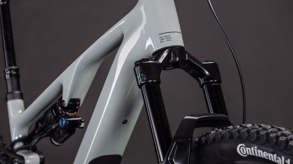 BICICLETA ELECTRICA CUBE AMS HYBRID ONE44 C:62 RACE 400X REEDBEIGE BLACK 2026 M [6]