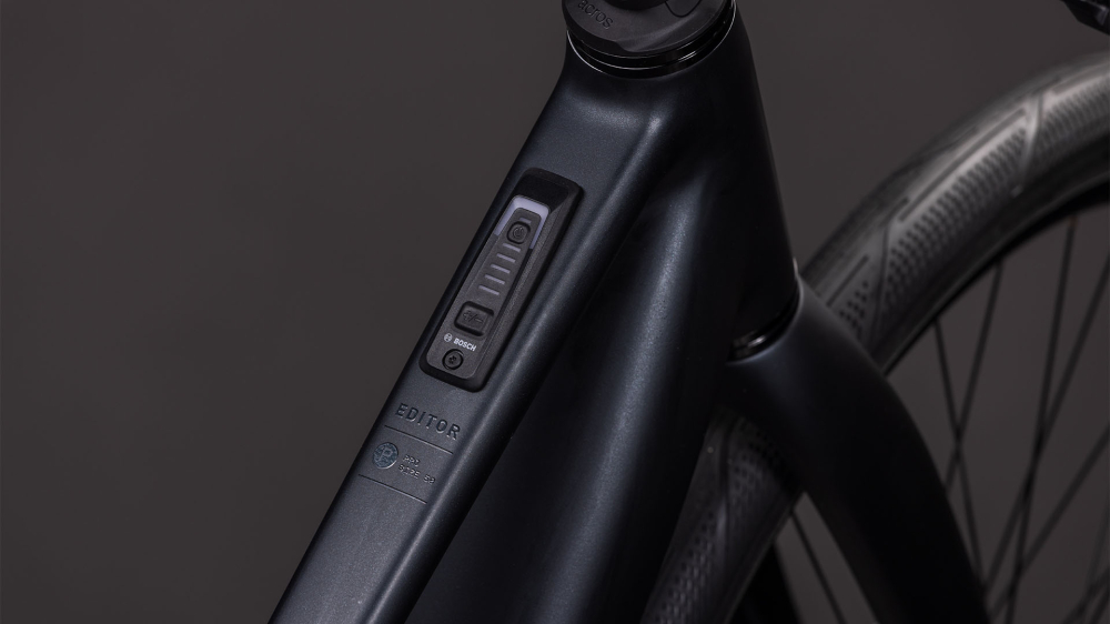 BICICLETA ELECTRICA CUBE EDITOR HYBRID PRO 400X TRAPEZE COAL PRISM 2026 54 cm [2]