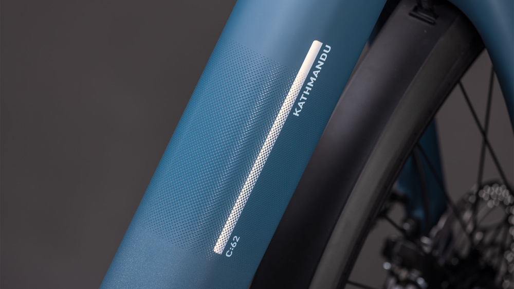 BICICLETA ELECTRICA CUBE KATHMANDU HYBRID C:62 PRO 400X EASY ENTRY SPECTRALBLUE PRISM 2026 46 cm [3]