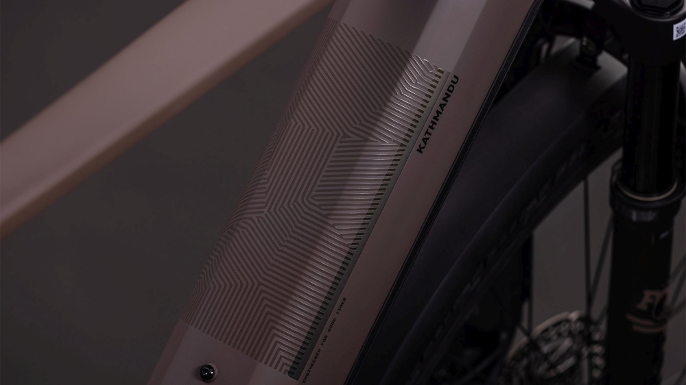 BICICLETA ELECTRICA CUBE KATHMANDU HYBRID EXC 800 CEDAR CHROME 2026 62 cm [3]