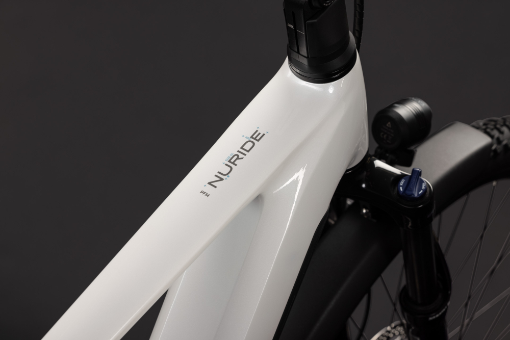 BICICLETA ELECTRICA CUBE NURIDE HYBRID PERFORMANCE 720 METALLICWHITE GREY 2027 62 cm [2]