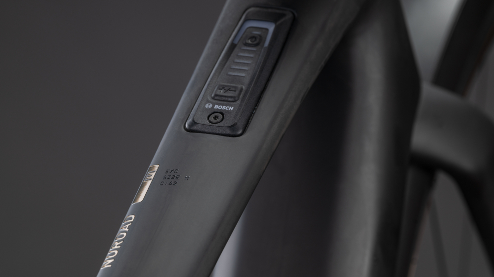 BICICLETA ELECTRICA CUBE NUROAD HYBRID C:62 EXC 400X FE BLACKLINE 2026 M [2]