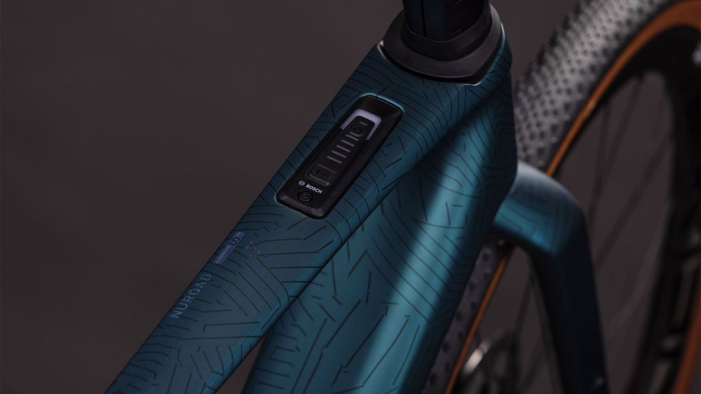 BICICLETA ELECTRICA CUBE NUROAD HYBRID C:62 SLT 400X ROYALGREEN CRISSCROSS 2026 S [2]