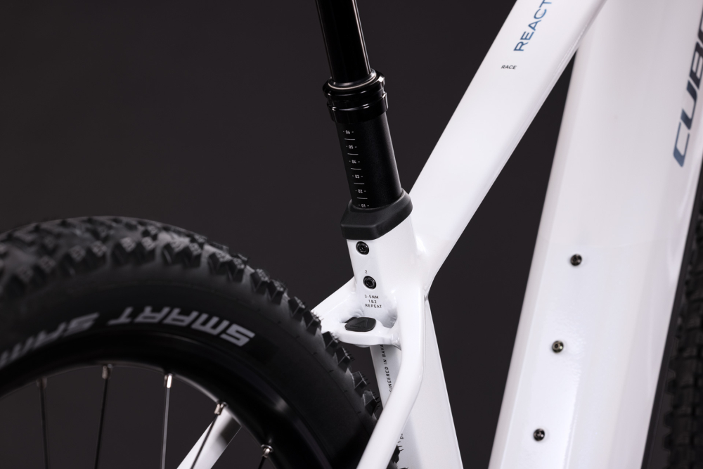 BICICLETA ELECTRICA CUBE REACTION HYBRID RACE 800 SNOW BLACK 2027 cadru XL (22") - roti 29 [4]