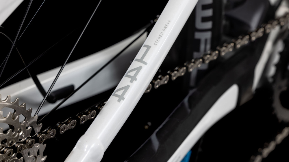 BICICLETA ELECTRICA CUBE STEREO HYBRID ONE44 EXC 800  METALLICWHITE BLACK 2025 cadru L (20") - roti 29 [3]