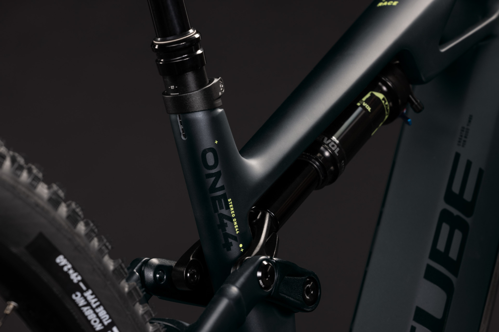 BICICLETA ELECTRICA CUBE STEREO HYBRID ONE44 HPC RACE 800 COAL GREEN 2027 cadru M (18") - roti 29 [3]