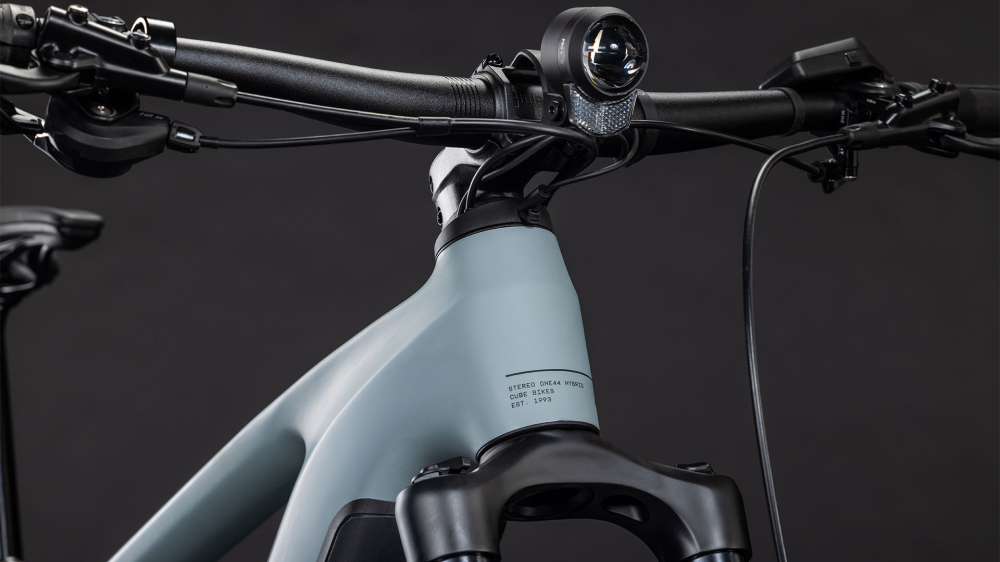 BICICLETA ELECTRICA CUBE STEREO HYBRID ONE44 PRO 800 FE VULCAN ORANGE 2026 cadru M (18") - roti 29 [2]
