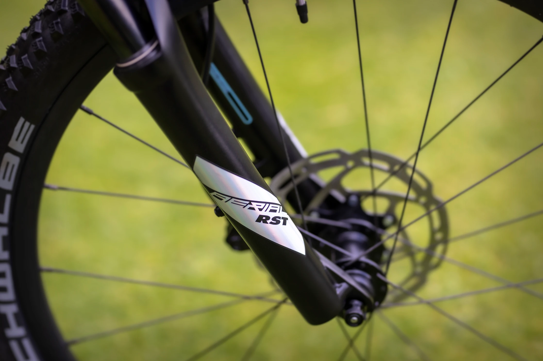 Bicicleta Superior Team 24 Matte Black/Hologram Chrome/Team Red [6]
