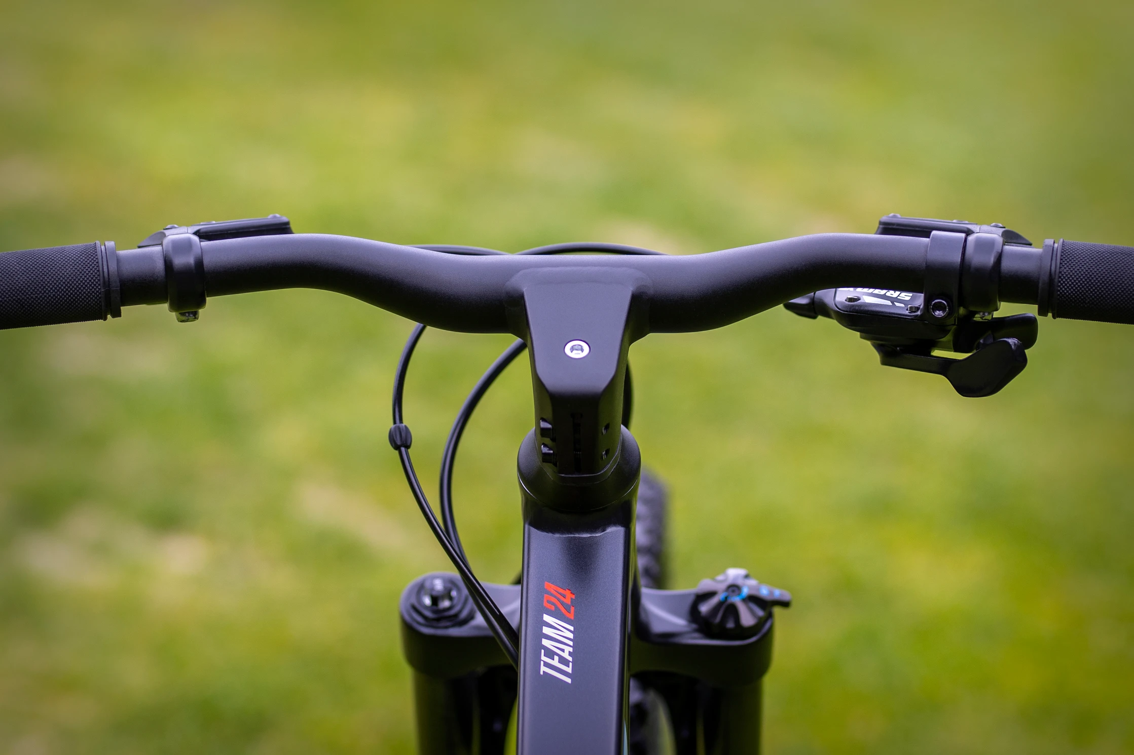 Bicicleta Superior Team 24 Matte Black/Hologram Chrome/Team Red [3]