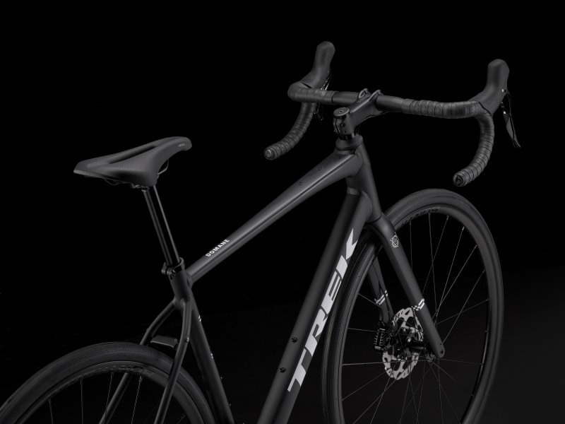 BICICLETA TREK DOMANE AL 5 MATTE TREK BLACK 61 CM [3]