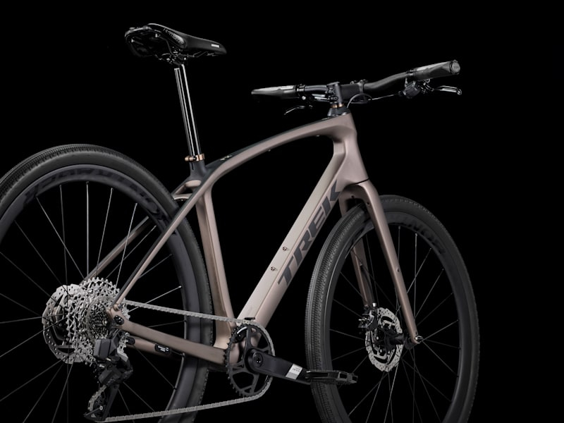 BICICLETA TREK FX SPORT 6 CARBON MATTE BRONZE AGE/DEEP SMOKE L [2]