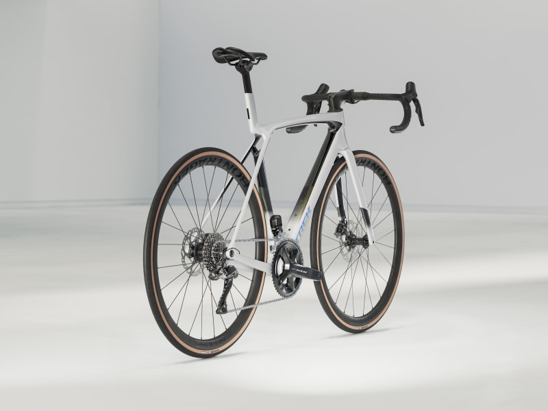 BICICLETA TREK MADONE SL 6 WHITE PRISMATIC M/L [2]