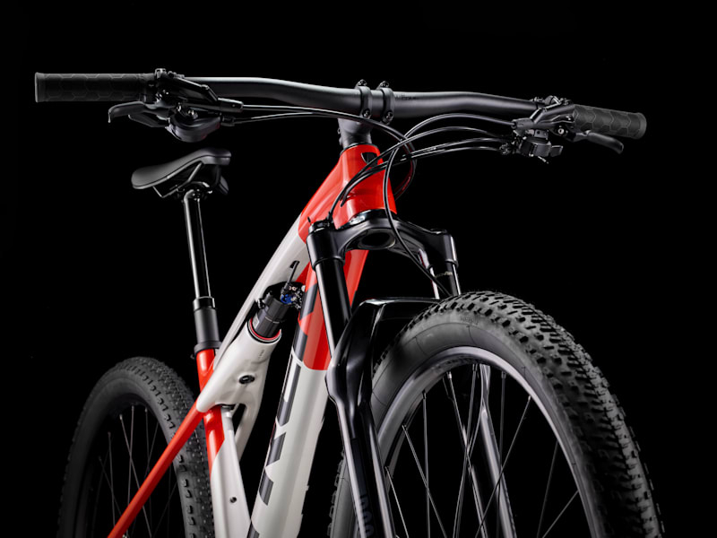 BICICLETA TREK SUPERCALIBER SL 9.6 LUNAR SILVER/LAVA RED XL [4]