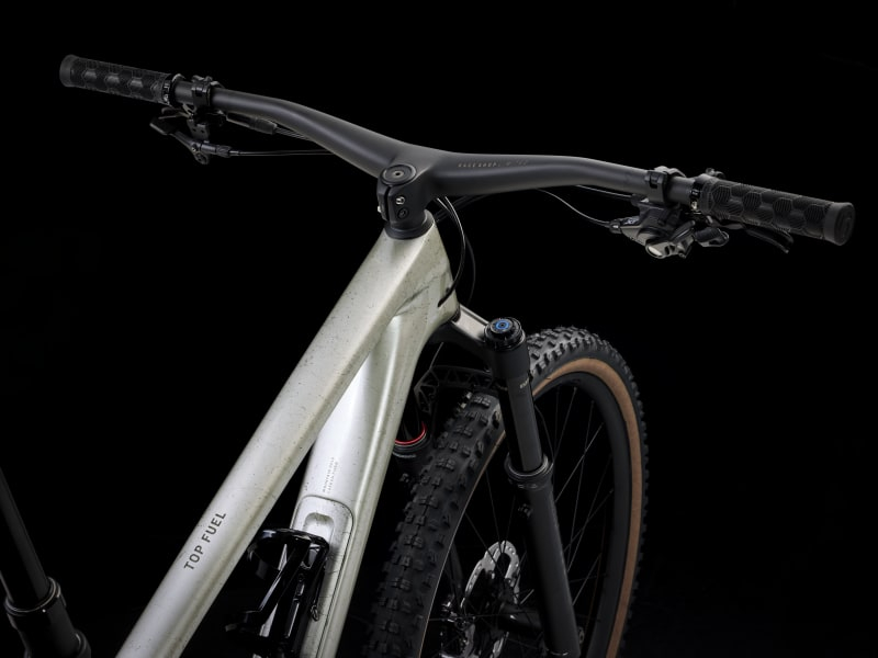 BICICLETA TREK TOP FUEL 9.8 XT LUNAR SILVER M [3]