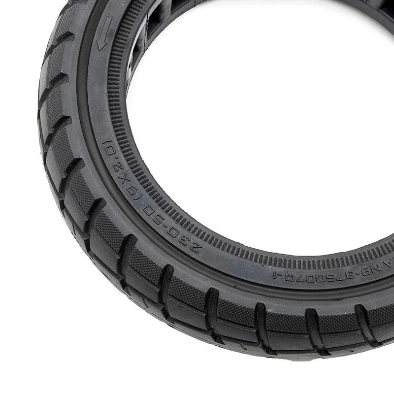 Cauciuc plin trotineta electrica 230x50 / 9x2-6.1 linie neagra [2]
