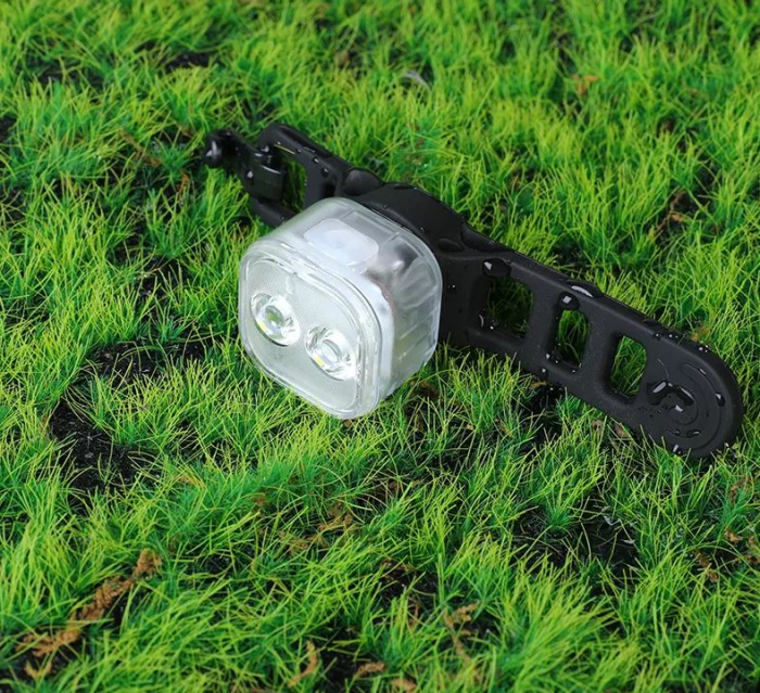 Far Led Bicicleta Gaciron W07W, Putere 20 Lumeni, Incarcare USB, Baterie 200 mAh, 6 moduri iluminare, Impermeabilitate IPX4 [6]