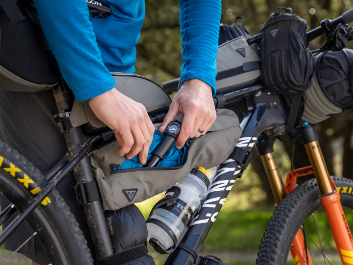 Geanta Topeak MidLoader TBP-ML6G - Volum 6.0 L, Verde - logo Gri [5]
