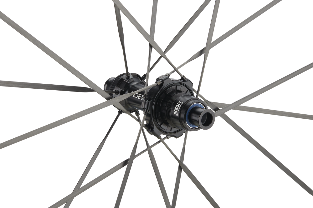 ROATA SPATE NEWMEN STREEM C.38 VONOA 622 18H FADE R SP CL 12X142 Sram XDR [3]