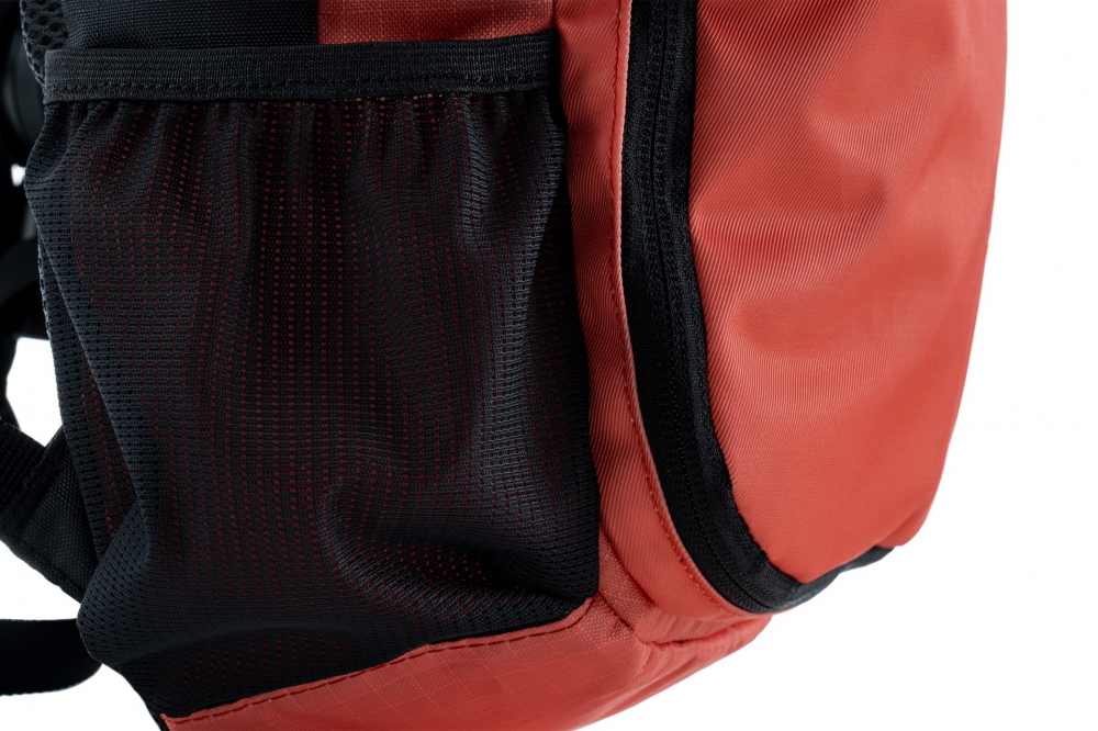 RUCSAC CUBE PURE 6 ROOKIE ROSU/NEGRU [4]