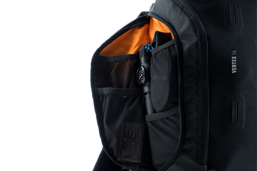 RUCSAC CUBE VERTEX 16 NEGRU [3]