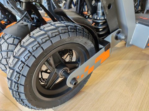 Aparatoare roata fata trotineta electrica Kukirin G2 2025 [5]