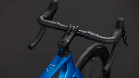 BICICLETA CUBE AGREE C:62 EX TOPASBLUE WHITE 2026 62 cm [2]